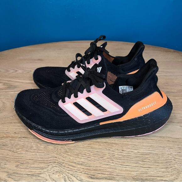 adidas Women’s UltraBoost Light ‘Black Beam Pink’ Running Shoe Athletic Size 7.5 - Picture 4 of 13
